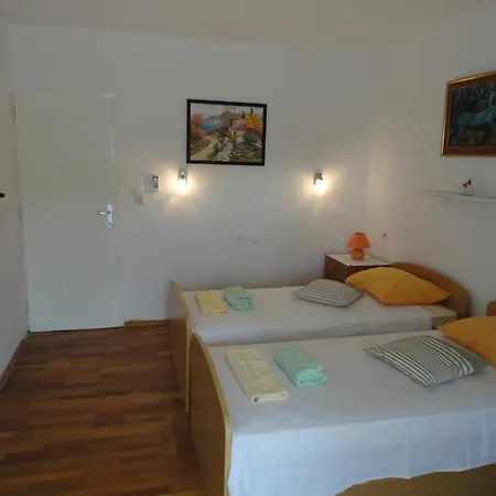 Affittacamere Iva Hvar Town