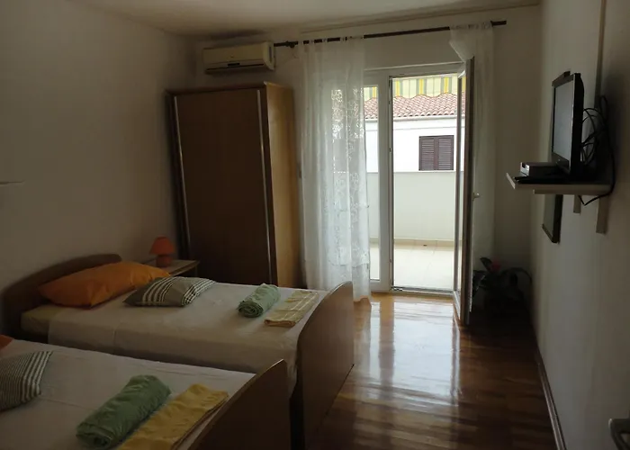 Iva Πανσιόν 3*